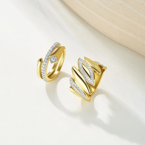 Light Luxury Fashionable Stainless Steel Ring Gold Plated Zirconia Geometric Leaf Line Inlaid Ring Elegant Jewelry Gift Women