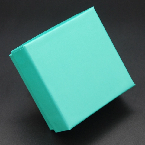 Caja De Regalo Para Joyas Cuadrada De Cartón Minimalista Para Anillos Pendientes Collares Estuche De Embalaje Mate De Color Sólido