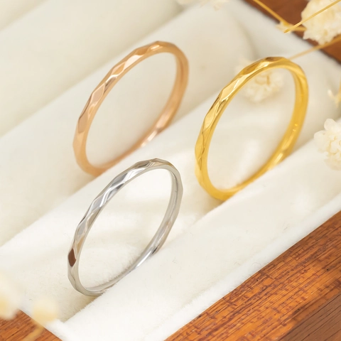 Minimalist Stainless Steel Textured Ring For Women Men Gold Rose Gold Silver Geometric Hammered Diamond Cut Wheat Wave Ring