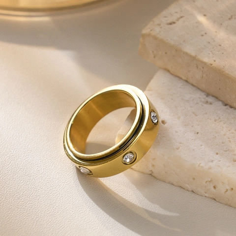 Fashion Gold Plated Stainless Steel Spinner Ring For Women Zirconia Heart Star Pattern Anxiety Relief Minimalist Jewelry Ring