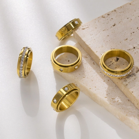 Fashion Gold Plated Stainless Steel Spinner Ring For Women Zirconia Heart Star Pattern Anxiety Relief Minimalist Jewelry Ring