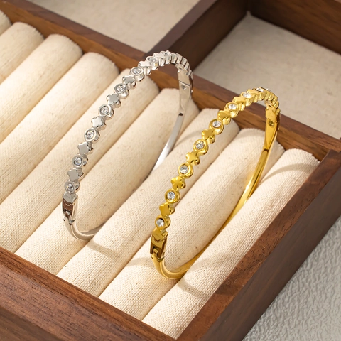 Jonc Trèfle à Quatre Feuilles en Acier Inoxydable Vintage pour Femme Luxe Plaqué Or 18K Incrusté de Zircone Bijoux pour Fête