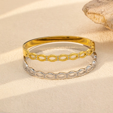 Bracelet Jonc en Acier Inoxydable pour Femmes Plaqué Or 18K Argent avec Zircone Cubique Motif Losange Fleur Infini