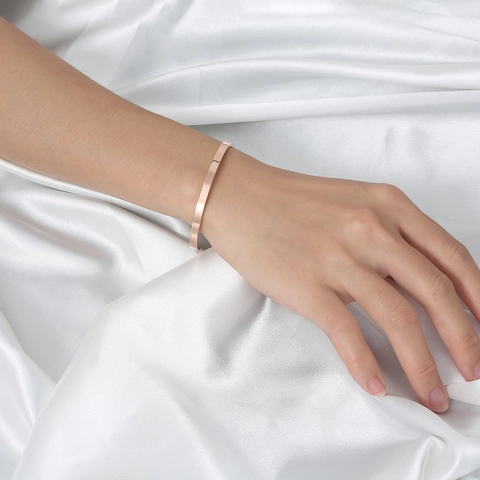 Minimalist Stainless Steel Open Cuff Bangle For Women Gold Plated Plain Mirror Polish Adjustable Fashion Jewelry Wristband