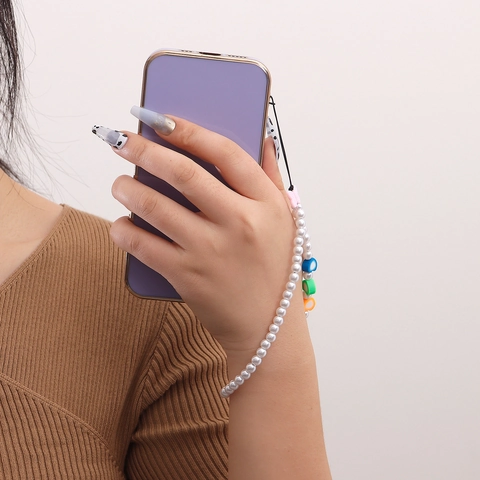 Damen Mehrfarbig Herz Künstliche Perle Perlenbesetzt Handy-Lanyard Süß Schmetterling Verzierung Handyband Anhänger Zubehör