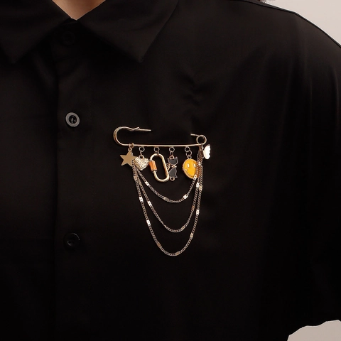 Broche Épingle de Sûreté en Alliage Émaillé de Luxe Avec Chaînes à Glands Cœur Étoile Chat Visage Souriant Femme Bijoux Punk Or