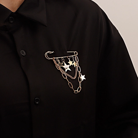 Broche de Alfiler Punk de Aleación Dorada Con Estrella de Cinco Puntas Borlas y Cadenas de Capas Para Mujer Joyería de Colgante de Estrella
