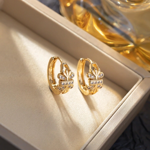Vintage 18K Gold Plated Copper Fleur-de-lis Butterfly Hoop Earrings Zircon Inlaid Forest Style Jewelry For Women Daily Wear