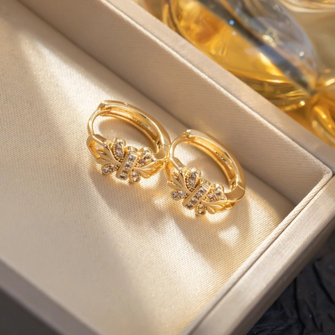 Vintage 18K Gold Plated Copper Fleur-de-lis Butterfly Hoop Earrings Zircon Inlaid Forest Style Jewelry For Women Daily Wear