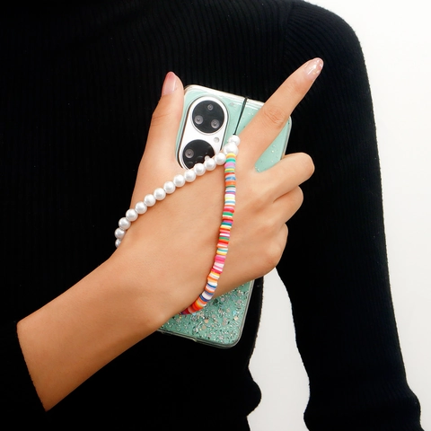 Dragonne de Téléphone en Künstliche Perles Heishi en Pâte Polymère Colorée Avec Imitation Künstliche Perle Blanche Charme Bohème Fait Main