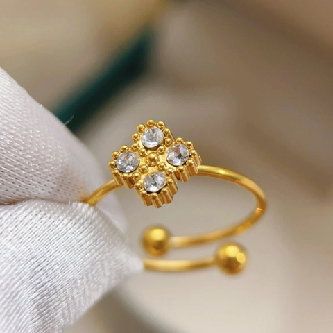 Lucky Clover Zircon Stainless Steel Open Ring For Women Vintage Gold Plated Flower Adjustable Fashion Jewelry Finger Ring