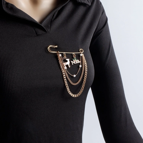 Gold Alloy Artificial Pearl Christmas Safety Pin Brooch For Women Elk Santa Claus Pendant Layered Chain Festive Fashion Jewelry