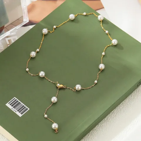 Franse Elegante Titaniumstalen Y-Vormige Halsketting Met Kunstparels Veelzijdige Sleutelbeenhalsketting Voor Dames Sieraden