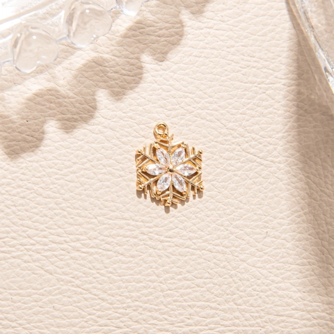 Zirkoon Sneeuwvlok Blad Hanger Legering Goud Zilver Verguld DIY Sieraden Maken Accessoire Voor Ketting Vrouwen