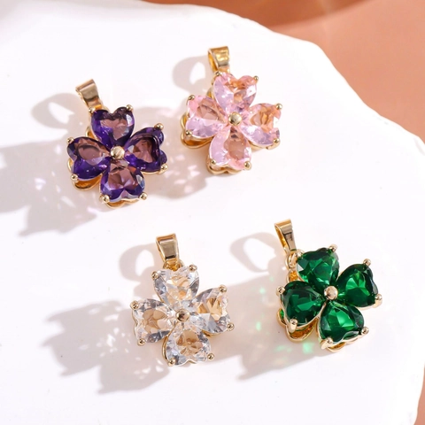 Rotating Four Leaf Clover Pendant Copper Inlaid Zirconia Heart Shape Flower DIY Jewelry Accessory Gold Plated For Women