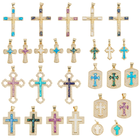 Ciondolo a Croce in Rame Placcato Oro 18K Con Opale Sintetico Zirconia Religioso Crocifisso Gesù Gioielli Per Uomo Donna