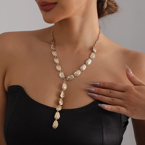 Bohemian Irregular Metallic Hammered Leaf Y-Shaped Pendant Necklace Retro Gold Plated Tassel Long Chain Jewelry For Women