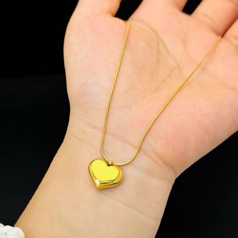 18K Gold Plated Stainless Steel 3D Heart Pendant Necklace For Women Elegant Snake Chain Choker Daily Wear Fashion Jewelry Gift