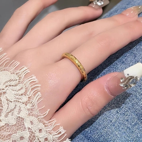 Vintage Chinese Wanfu Character Engraved Titanium Steel Ring Gold Plated Matte Solid Band Ethnic Style Jewelry For Women