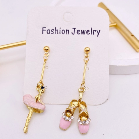 Boucles d'Oreilles Pendantes Asymétriques Danseuse et Chaussons de Ballet Alliage Plaqué Or Émail Strass Bijoux Femme Fille