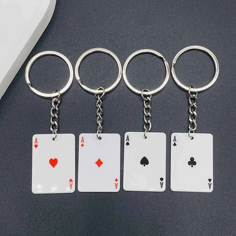 Porte-clés Cartes à Jouer en Acrylique Simulation Joker As Coeur Roi Pendentif Ornement de Sac Porte-clés Créatif Cadeau Homme Femme