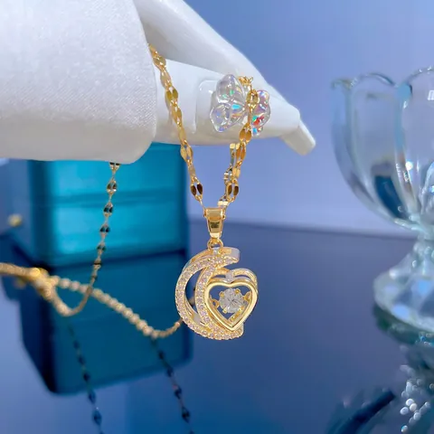 Pendant Necklace For Women Titanium Steel Chain Copper Inlaid Cubic Zirconia Fashion Jewelry Lucky Charm Clavicle Chain