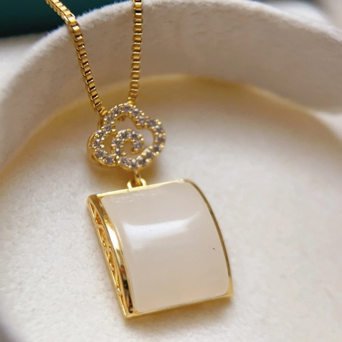 Exquisite Copper Alloy Necklace For Women With White Jade Look Pendant And Zirconia Inlaid Box Chain Fashion Jewelry