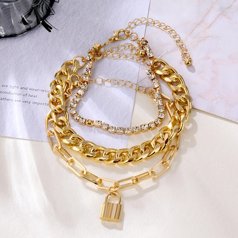 Vintage Gold Legierung Schmuckset Strass Eingelegt Mehrlagige Halskette Ohrringe Ringe Armband Schmetterling Kreuz Design Für Damen