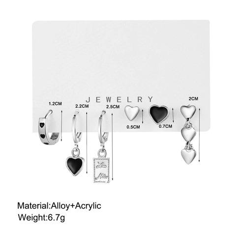 Collezione Orecchini in Lega per Donna Motivi a Cuore Ciliegia Orso Argento Nero Contrasto Gioielli Minimalisti Cool