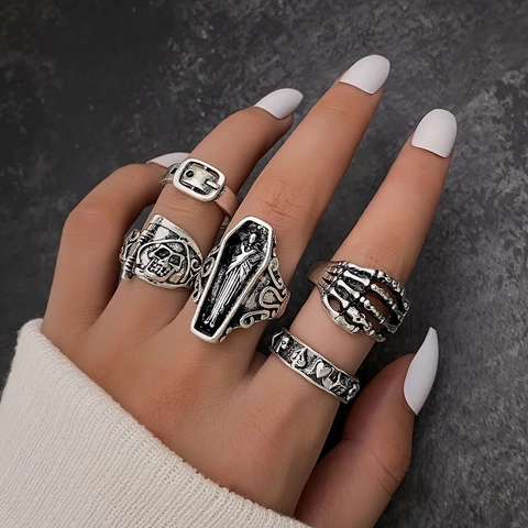Gothic Punk Skeleton Hand Skull Coffin Belt Buckle Rings Collection For Women Men Vintage Antique Silver Alloy Finger Rings Jewelry