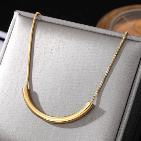 Minimalist Stainless Steel Smile Curved Tube Pendant Necklace Gold Plated Snake Chain Chic Jewelry For Women Gift