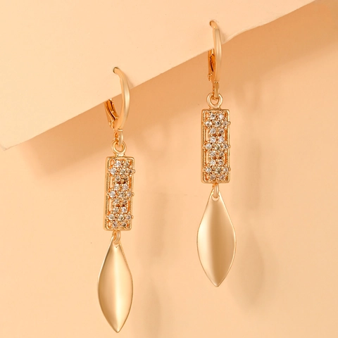 Gold Plated Copper Rhinestone Dangle Earrings For Women Fashion Geometric Rectangle Water Drop Inlaid Jewelry Elegant Drop Earrings