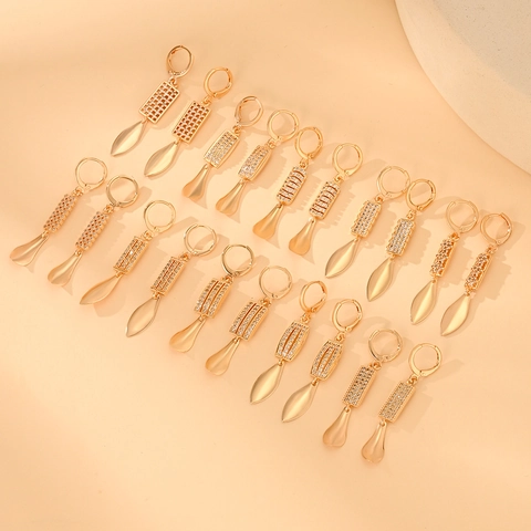 Gold Plated Copper Rhinestone Dangle Earrings For Women Fashion Geometric Rectangle Water Drop Inlaid Jewelry Elegant Drop Earrings
