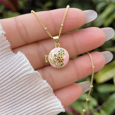 Collar Relicario de Flor de Esmalte de Cobre Bañado en Oro 18K Clásico Minimalista Colgante Portafotos Redondo Joyería Mujer