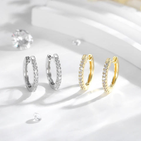 Minimalistische Koperen Zirconia Oorbellen Voor Dames 14K Goud Zilver Verguld Pave Zirkon Ronde Huggie Oorbellen Sieraden