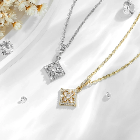 Élégant Collier Pendentif Losange en Cuivre Zirconia Pour Femmes Plqué Or 14K Argent Bijoux Géométriques Floraux Ajourés Cadeau Mariage