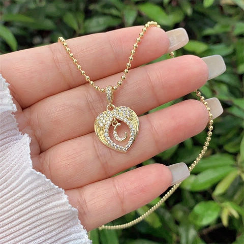 Collana con Ciondolo Alfabeto Cuore Ali di Angelo in Rame Placcato Oro 18K Zirconia per Donna Gioiello Iniziale Personalizzato