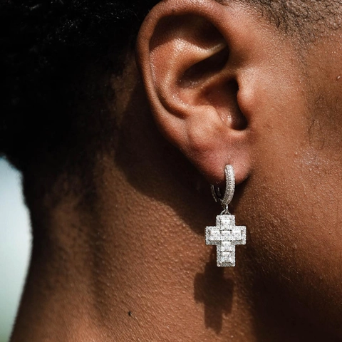 Orecchini a Cerchio Uomo Hip Hop Croce Rame Intarsio Zirconia Argento Strass Orecchini Pendenti Croce Gioielli Streetwear