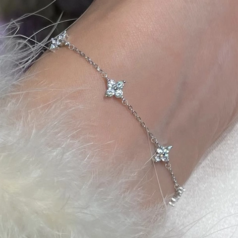Women Copper Zirconia Four Leaf Clover Bracelet Silver Tone Adjustable Chain Link Minimalist Jewelry Gift