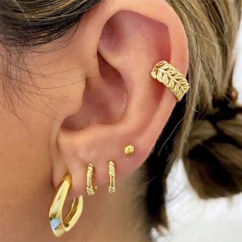 Gold Plated Copper Leaf Ear Cuff Non Pierced Earrings Minimalist Wheat Ear Design Fashion Jewelry For Women Daily Accessory