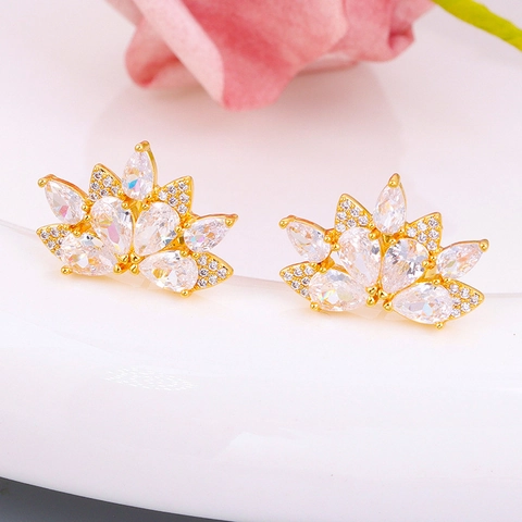 Elegante Messing Lotusbloem Oorknopjes Met AAA Zirkonia 24K Verguld Waaiervorm Sieraden Voor Vrouwen Bruiloft Banket