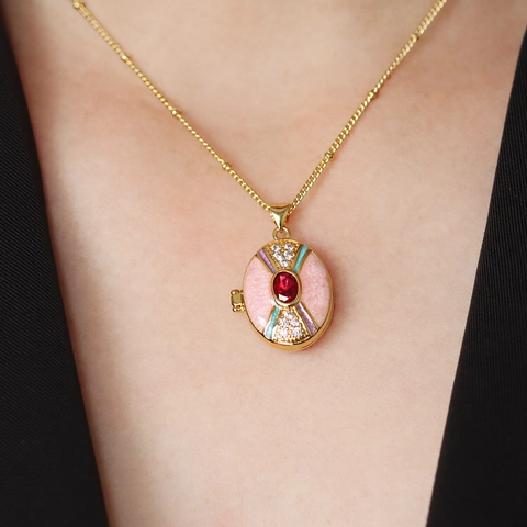 Vintage Copper 18K Gold Plated Oval Enamel Locket Pendant For Women Zirconia Inlaid Retro Palace Style Photo Locket Jewelry
