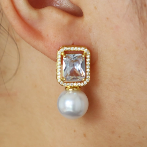 Fashion Brass Gold Plated Zirconia Artificial Pearl Earrings For Women Elegant Bowknot Geometric Cluster Drop Earrings Jewelry