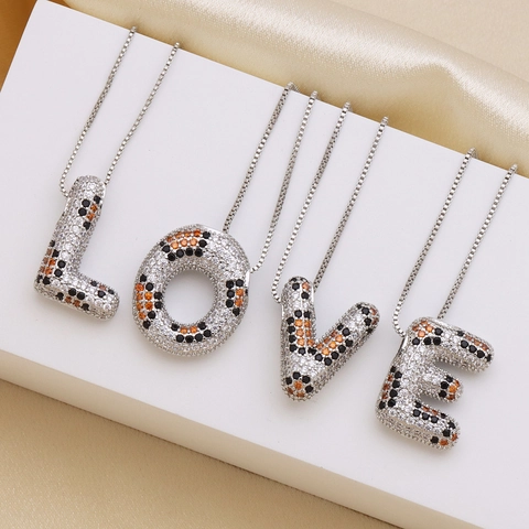 Hip Hop Bubble Letter Pendant Only For Women Python Pattern Zirconia Inlaid Brass Alphabet Name Pendant Jewelry Gift