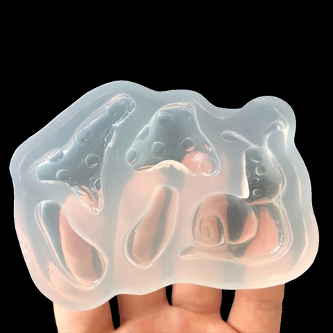 Handgefertigte Silikonform Pilz Schnecke Form DIY Spiegeloberfläche Epoxidharz Ton Handwerk Schmuck Schlüsselanhänger Deko Werkzeug