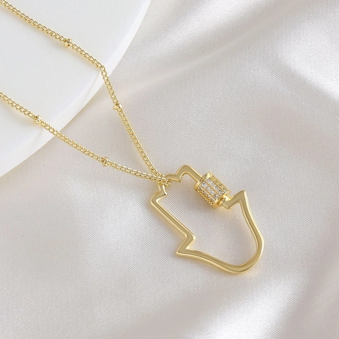 Collier Pendentif Main de Fatma en Cuivre Plaqué Or Minimaliste Avec Boucle à Vis en Zirconium pour Femme