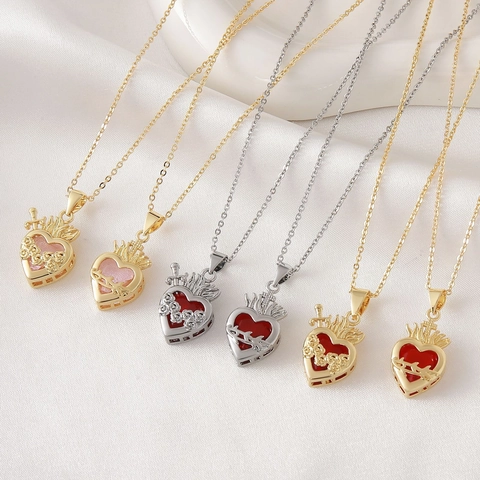 Sacred Heart Pendant Necklace Copper Zirconia Heart Thorns Rose Gothic Religious Clavicle Chain Jewelry For Women Gift