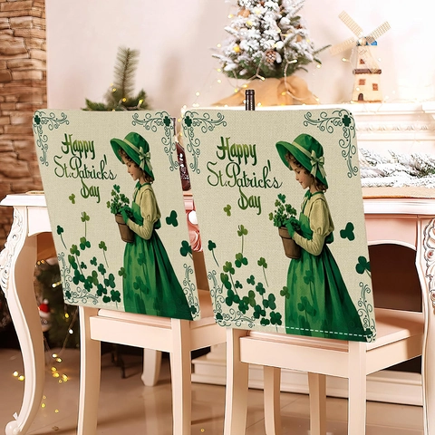 Housses de Dossier de Chaise de la Saint-Patrick en Peluche Courte à Motifs Trèfle et Cœur Rayés pour Décoration de Fête