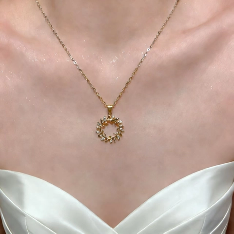 Fashion Copper Olive Leaf Pendant Necklace For Women Luxury Electroplated Rhinestone Jewelry For Wedding Prom Party Gift