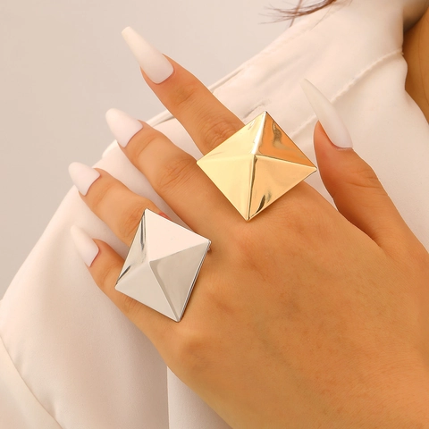 Exaggerated Geometric Square 3D Pyramid Ring For Women Personalized Creative Versatile Electroplated Iron Ring Statement Jewelry Gift